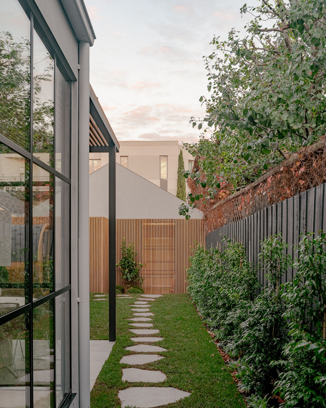 34 Canterbury Road residence